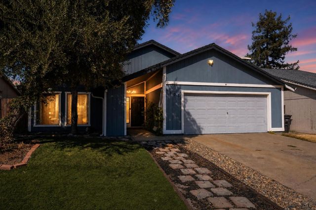 7905 Lichen Dr, Citrus Heights, CA 95621