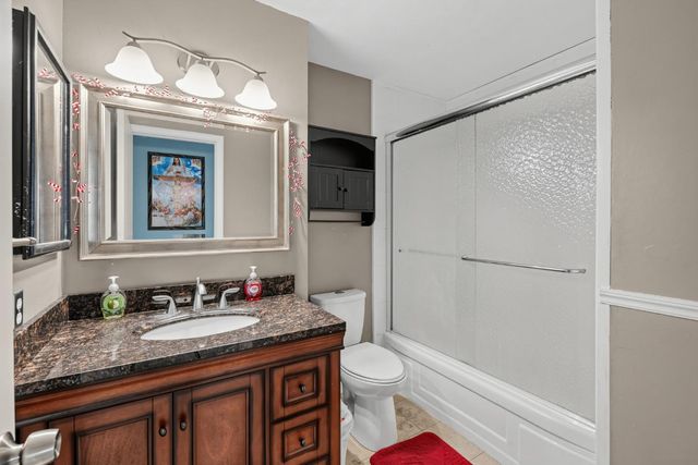 7905 Lichen Dr, Citrus Heights, CA 95621
