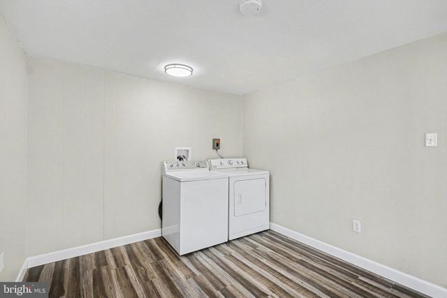 922 N OLD RD, Strasburg, PA 17579