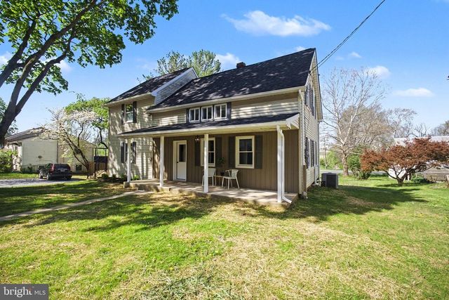 922 N OLD RD, Strasburg, PA 17579