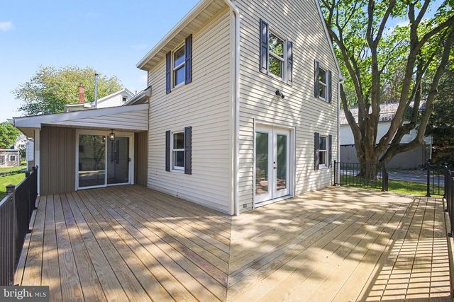 922 N OLD RD, Strasburg, PA 17579