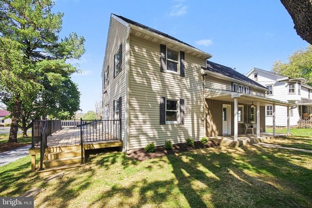 922 N OLD RD, Strasburg, PA 17579