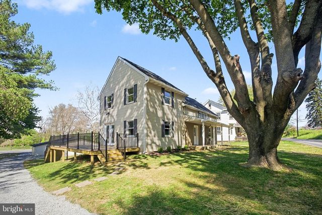 922 N OLD RD, Strasburg, PA 17579
