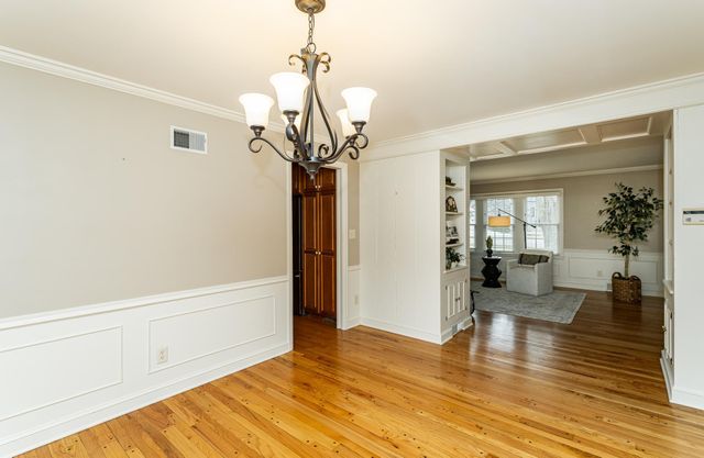 621 10th Street SW, Rochester, MN 55902