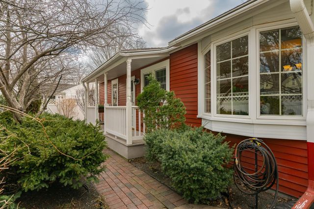 621 10th Street SW, Rochester, MN 55902