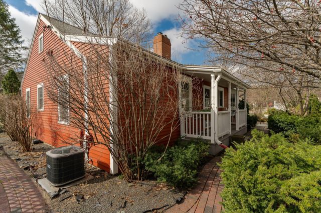 621 10th Street SW, Rochester, MN 55902