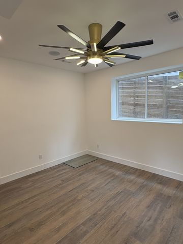 21 Decatur St, Nashville, TN 37210