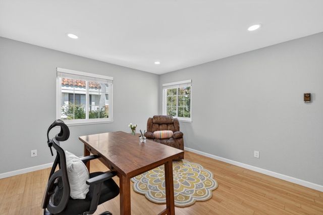 19882 Portal Plaza, Cupertino, CA 95014