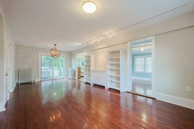 29 Lincoln Ave. 1, Marblehead, MA 01945