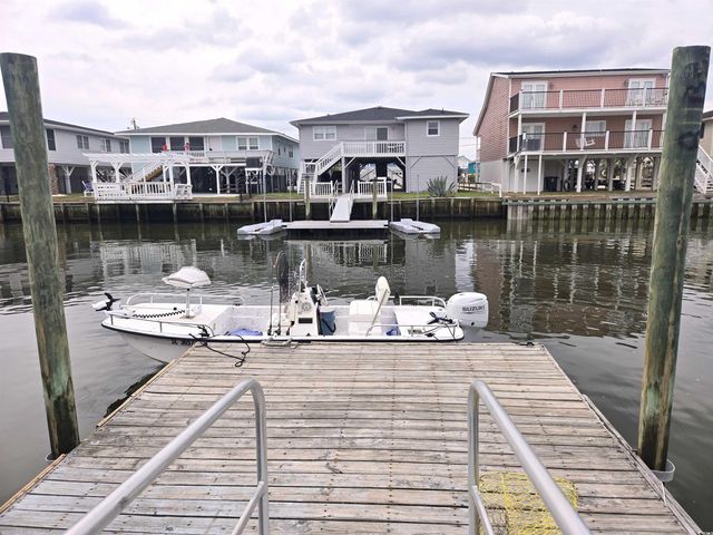 311 51st Ave. N, North Myrtle Beach, SC 29582