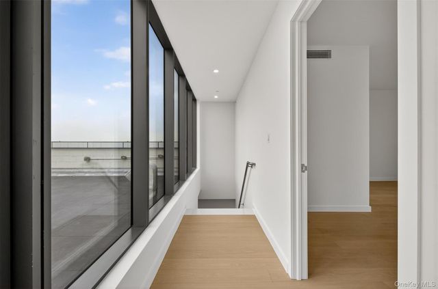 33-71 Prince Street 15J, Flushing, NY 11354