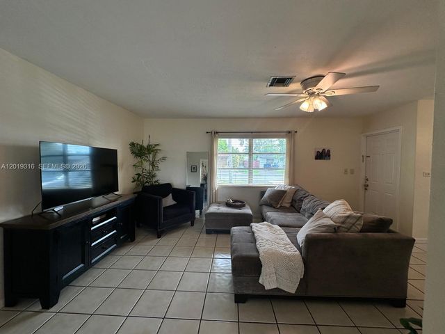 3245 Village Green Dr, Miami, FL 33175