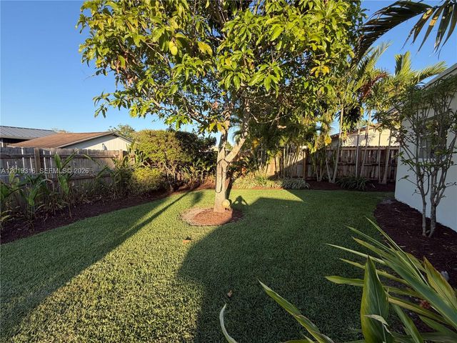3245 Village Green Dr, Miami, FL 33175
