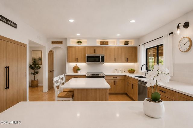 16448 E GLENBROOK Boulevard, Fountain Hills, AZ 85268