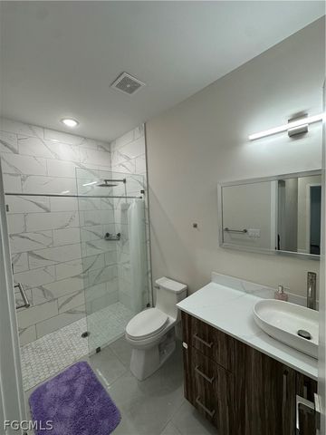 1613 N Gator CIR, Cape Coral, FL 33909