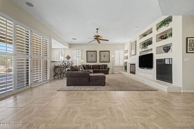 1116 W GLENHAVEN Drive, Phoenix, AZ 85045