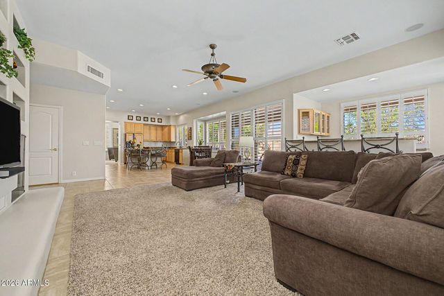1116 W GLENHAVEN Drive, Phoenix, AZ 85045