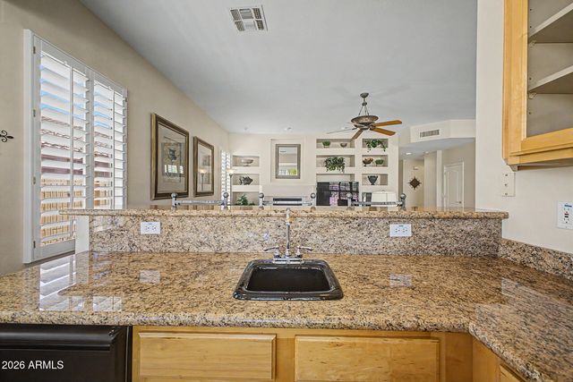 1116 W GLENHAVEN Drive, Phoenix, AZ 85045