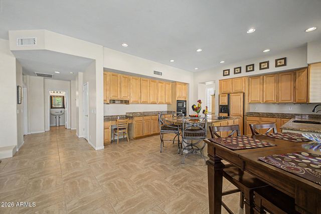 1116 W GLENHAVEN Drive, Phoenix, AZ 85045
