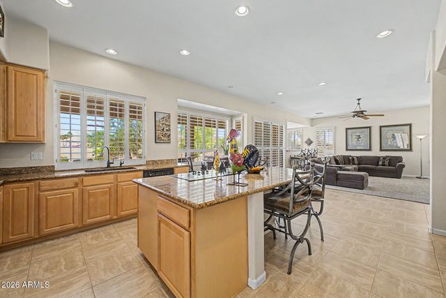 1116 W GLENHAVEN Drive, Phoenix, AZ 85045