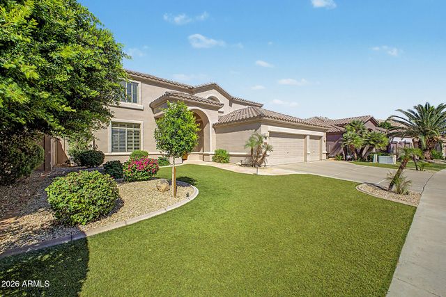 1116 W GLENHAVEN Drive, Phoenix, AZ 85045