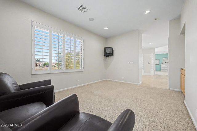 1116 W GLENHAVEN Drive, Phoenix, AZ 85045