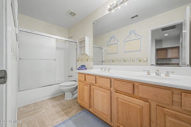 1116 W GLENHAVEN Drive, Phoenix, AZ 85045