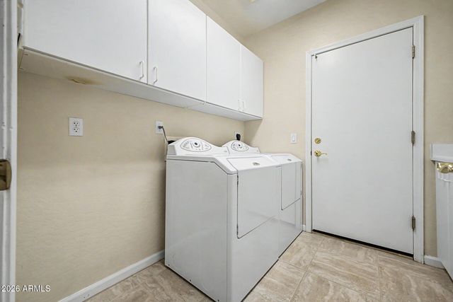 1116 W GLENHAVEN Drive, Phoenix, AZ 85045