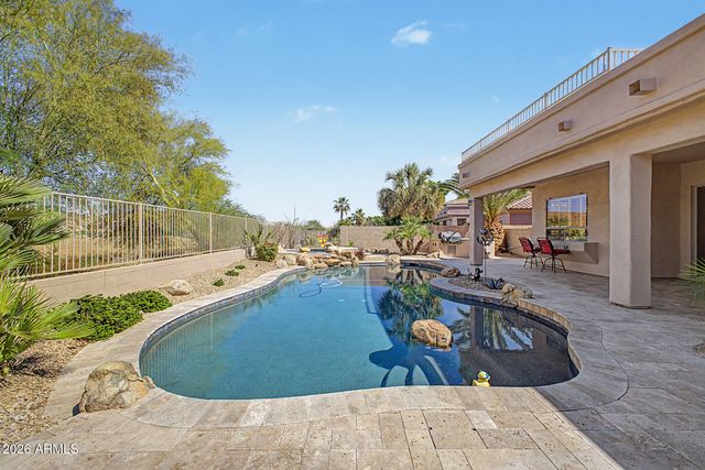 1116 W GLENHAVEN Drive, Phoenix, AZ 85045