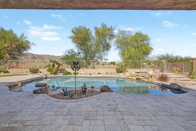 1116 W GLENHAVEN Drive, Phoenix, AZ 85045