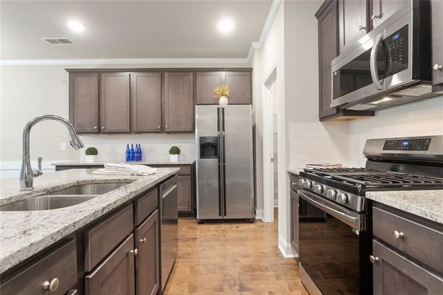 170 Camden Park Drive, Woodstock, GA 30188