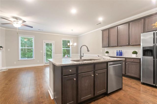 170 Camden Park Drive, Woodstock, GA 30188