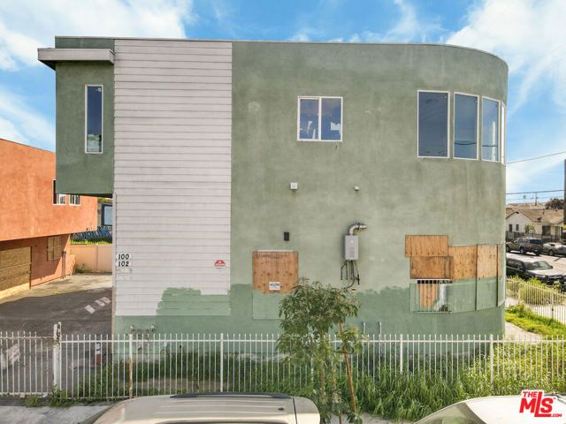 6500 S Main Street, Los Angeles, CA 90003