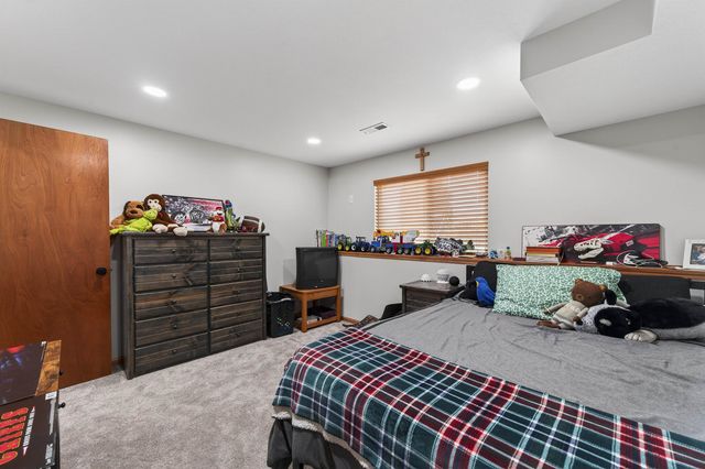 12030 W Grant Ct, Wichita, KS 67235