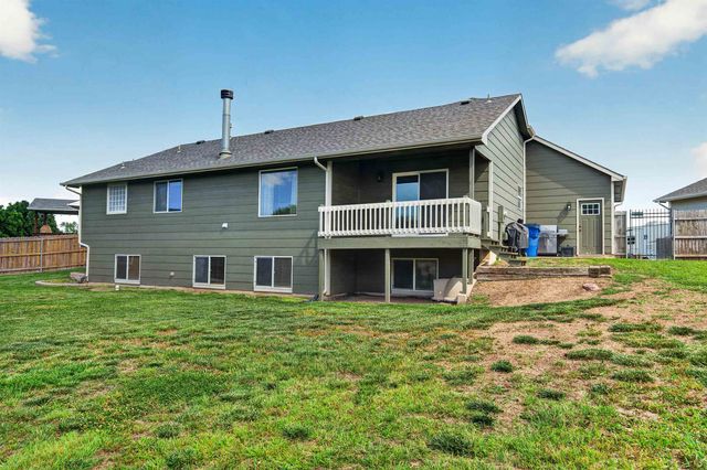 12030 W Grant Ct, Wichita, KS 67235