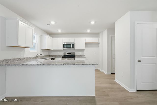 439 Waters Edge Way, Hardeeville, SC 29927