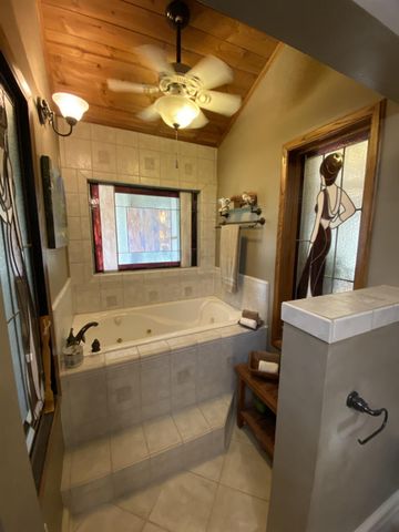 20746 Hidden Lake Boulevard, Friant, CA 93626