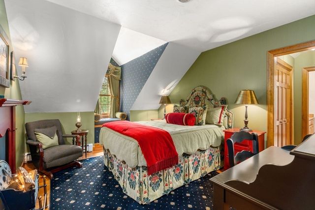 1A Hartford Street, Dover, MA 02030
