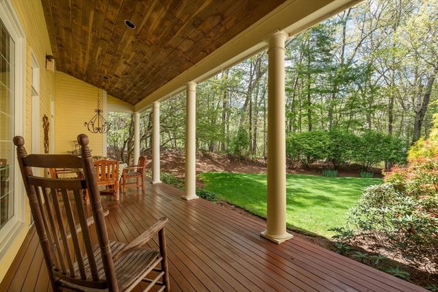 1A Hartford Street, Dover, MA 02030