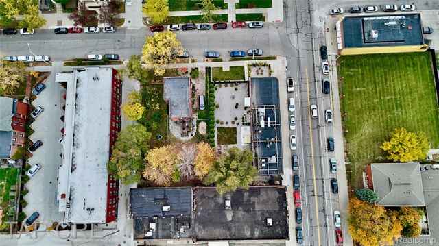 684 W Alexandrine Street, Detroit, MI 48201