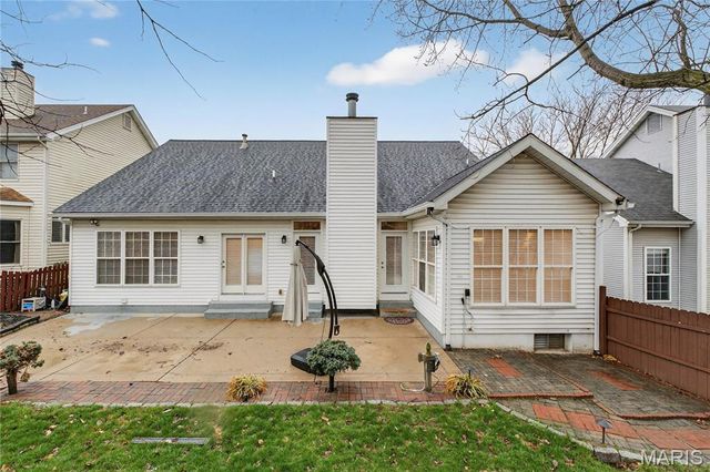 931 Wellesley Place Drive, Chesterfield, MO 63017