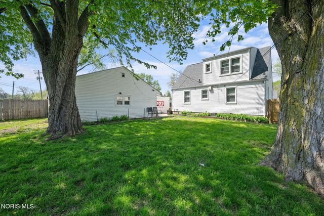 537 Lynnhaven Drive, Toledo, OH 43609