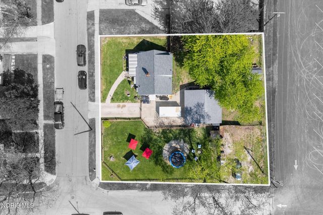 537 Lynnhaven Drive, Toledo, OH 43609