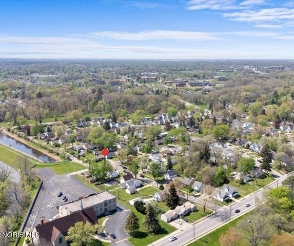 537 Lynnhaven Drive, Toledo, OH 43609