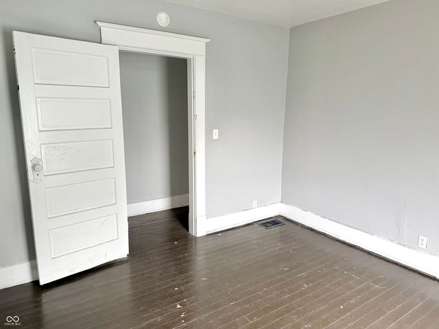 3021 Boulevard Place, Indianapolis, IN 46208
