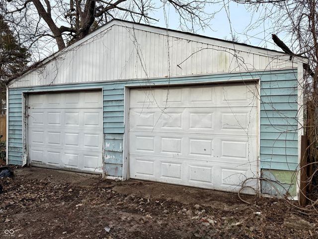 3021 Boulevard Place, Indianapolis, IN 46208