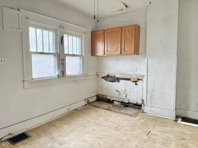 3021 Boulevard Place, Indianapolis, IN 46208