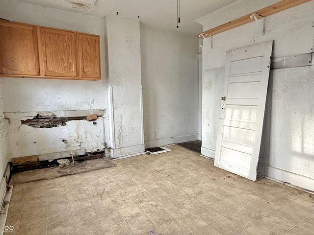 3021 Boulevard Place, Indianapolis, IN 46208
