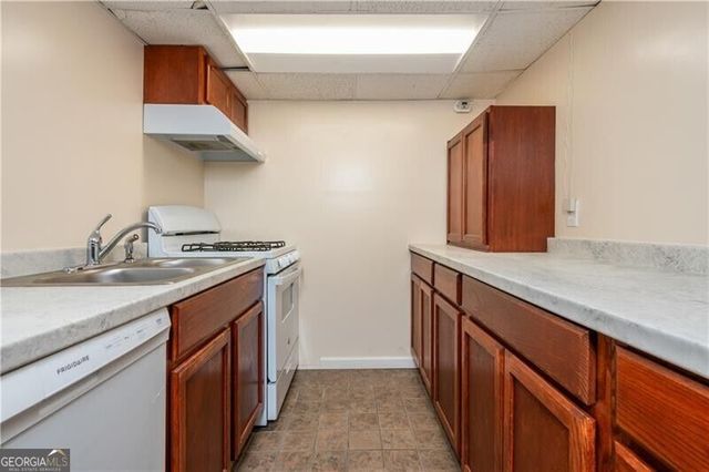 1440 Kennesaw Due West Road NW, Kennesaw, GA 30152