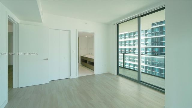 1300 S Miami Avenue 2610, Miami, FL 33130
